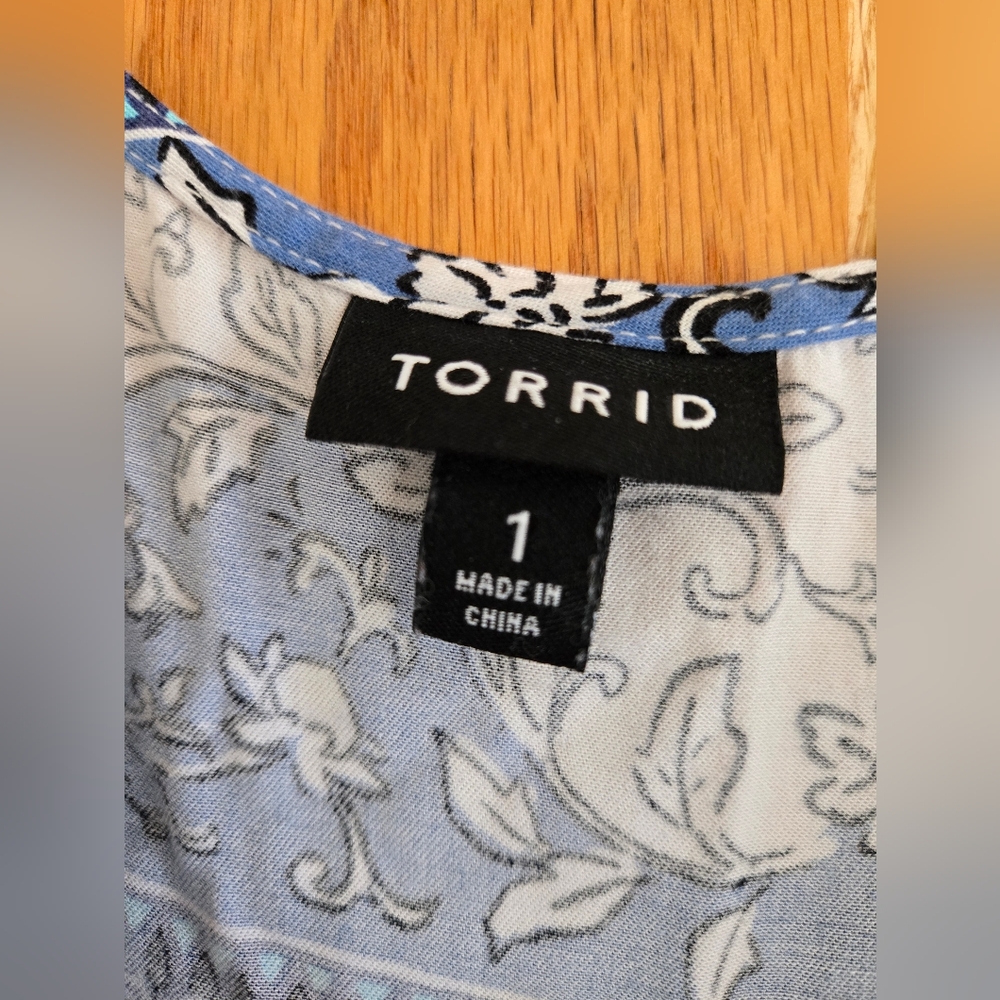 Blue and White Patterned Dress - Picture 3 of 4